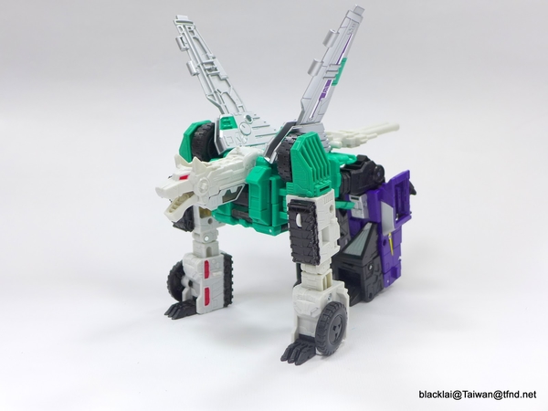 Generations Titans Return Sixshot   In Hand Photos Of Wave 3 Leader Class Figure  (65 of 89)